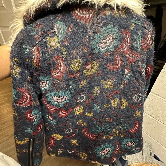 Free People Rarely Worn - Size Large Jacquard Coat - Picture 5 of 5